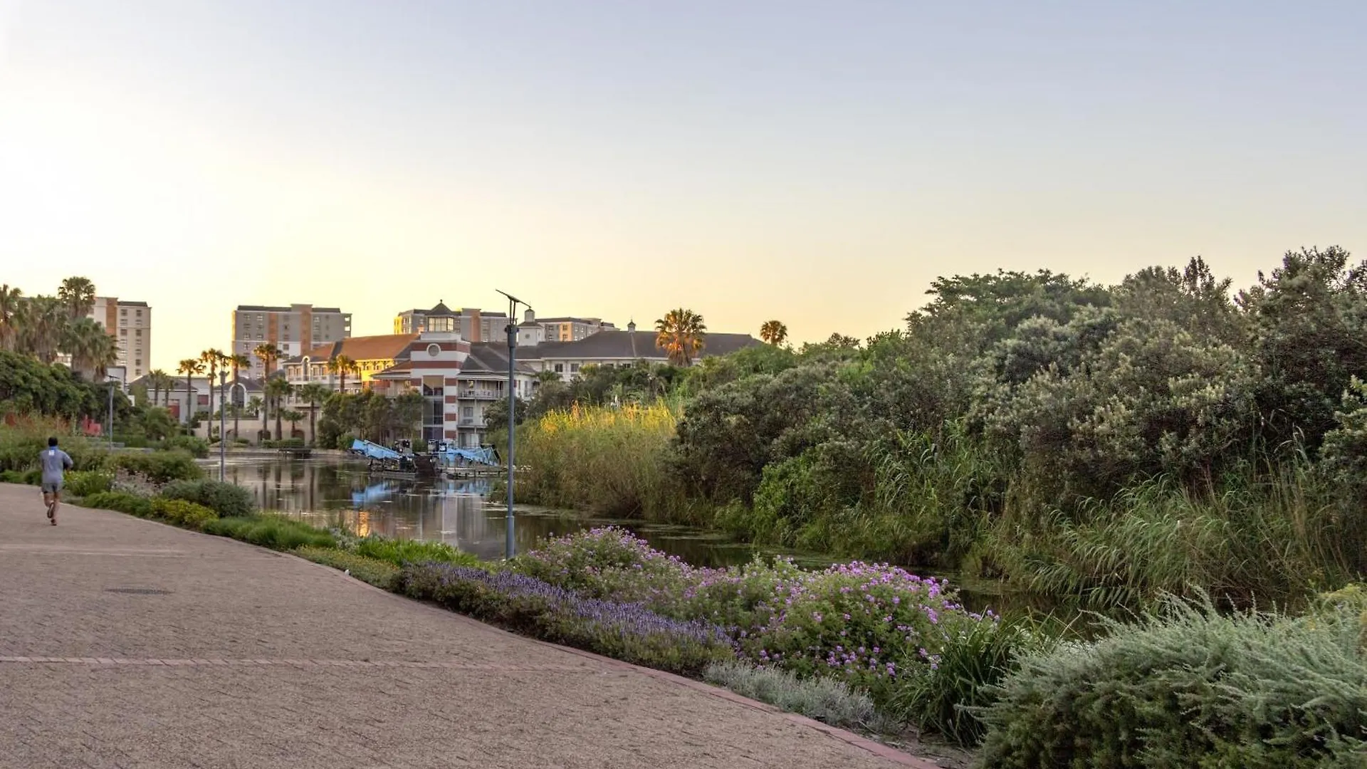 Waterstone East C103 Apartment Cape Town